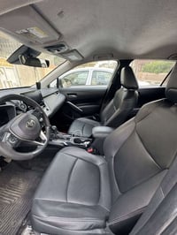 كورلا كروس 22 فول مواصفات عدا الفتحة بانزين فقط ماشية 76 كيلو رقم اربي...