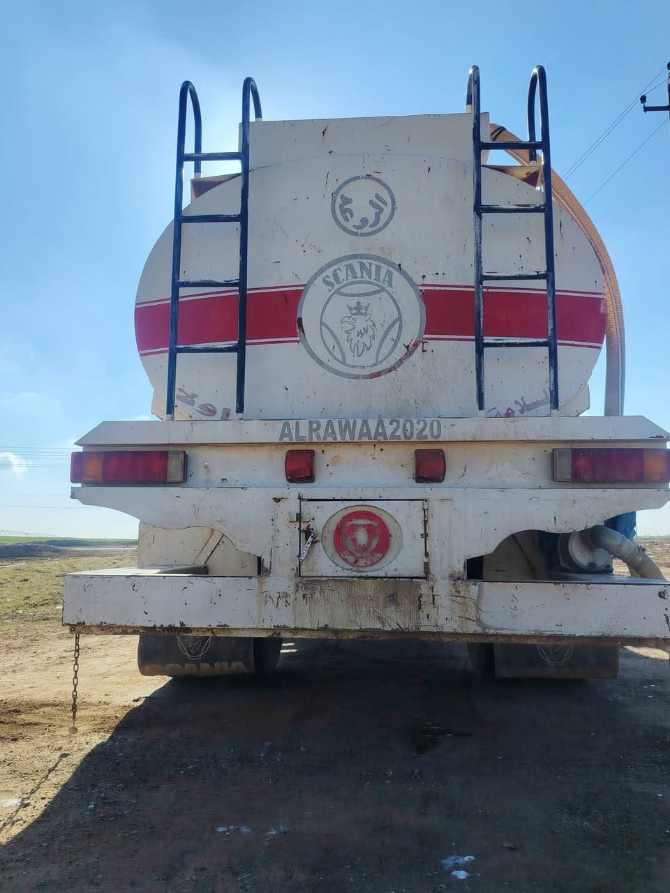 السلام عليكم  سكنيه 113البيع شرط كلو علا وضع الشريكه بلادي وستفسار علا هاذه الرقم ***********//***********
