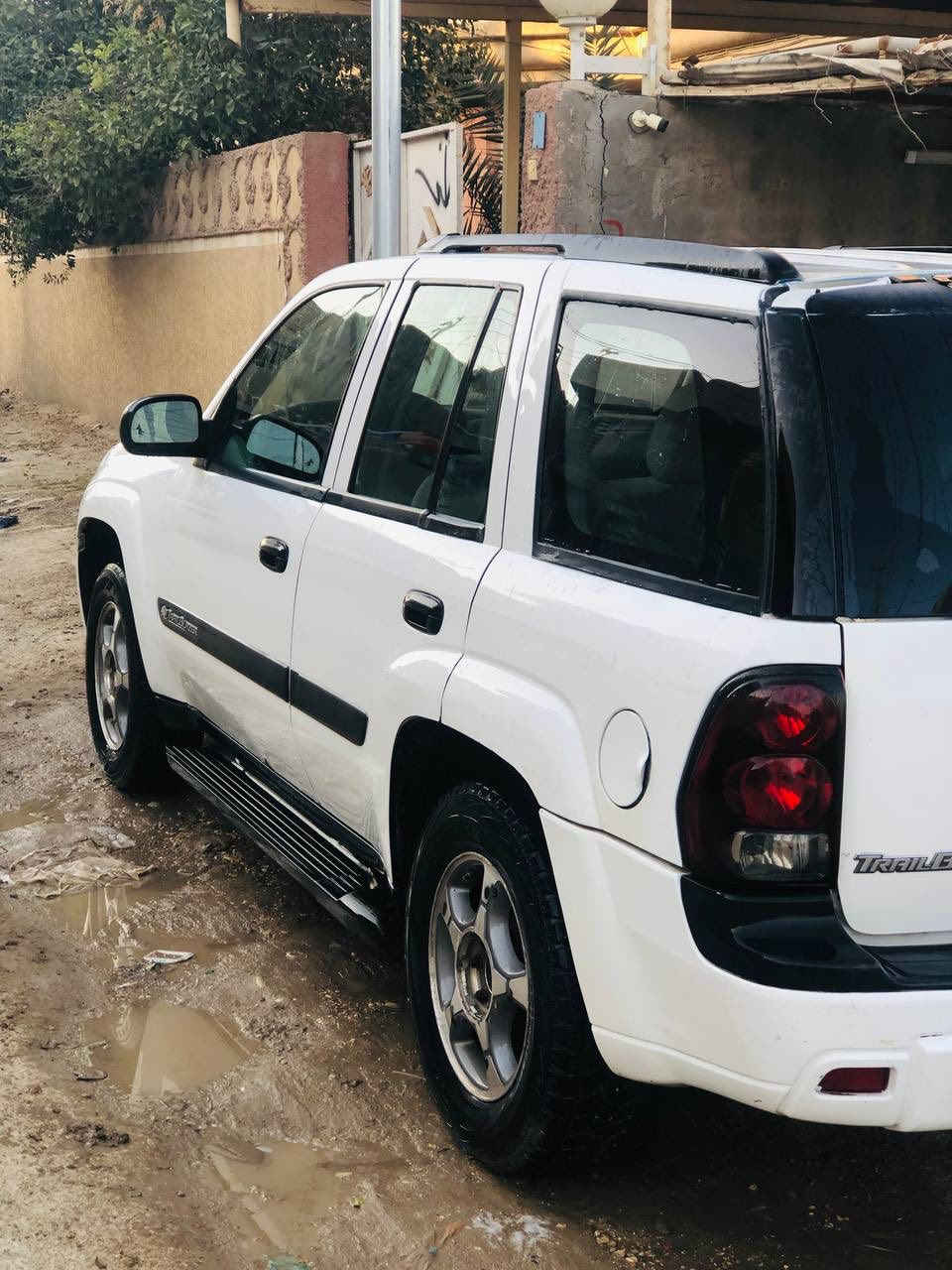 السلام عليكم
بلايزر 2005 مزاد وزاره الداخليه للبيع 
كير مكينه جديد 
حداديه جديده 
السياره كامله على الاخر ما ناقصه برغي
مكاني حله 
رقم الهاتف ***********
