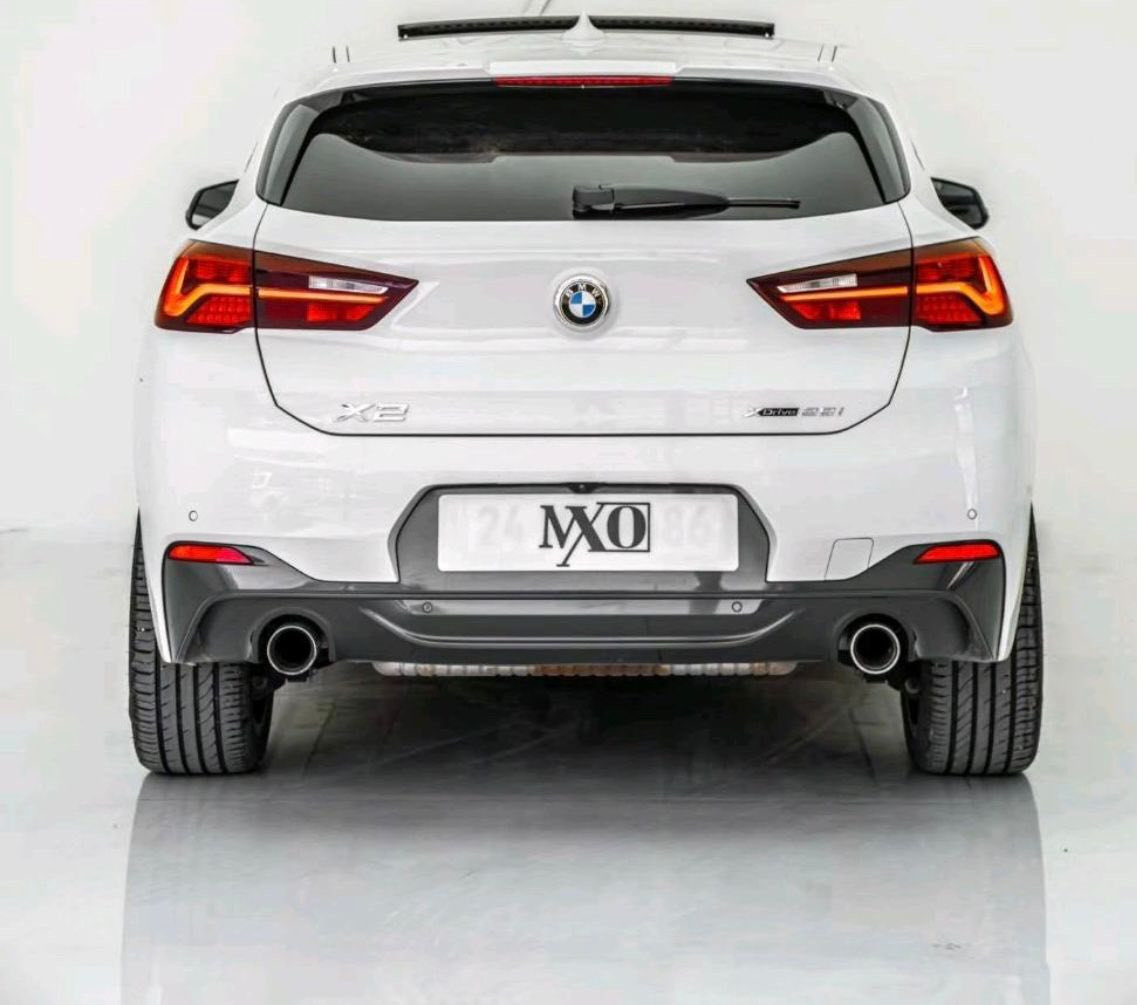 السلام عليكم  للبيع  BMW  X2  (28i) 2022                                  4 سلندر (2.0)  رقم دهوك السيارة باسمي                           
السيارة  كلين  بيها بارد  الباب الي خلف السايق               
السيارة ماشية 57000Km
السعر  [237]  وبيها مجال

مكان السيارة بغداد اليرموك 

للتواصل  ***********
