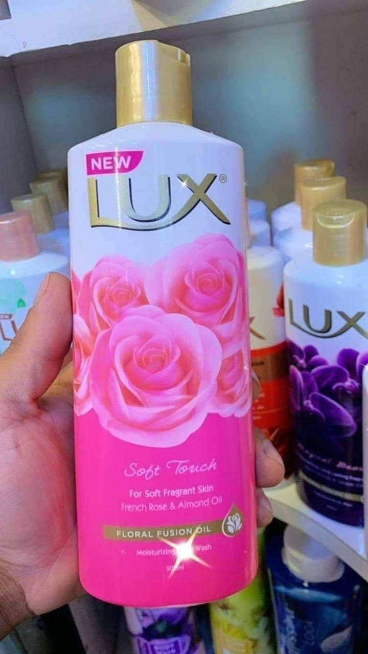 شاور جسم لوكس 🧡 LUX 🧡 الاصدار الجديد ✔️
الاصلي السعودي 🇸🇦🇸🇦

 🌸 غسول جسم لوكس غني عن التعريف بعطره الرهيب الهادئ والثابت وتنضيفه يسوي الجسم مراية🌸
 
🦋يتميز برائحة جميلة جدآ 🦋يعمل على ترطيب البشرة🦋يعطي البشرة نعومة
🦋 ينضف الجسم بعمق 

شور لوكس الاصلي💯
سائل استحمام لوكس 👈👌الأصلي 
للجسم بعطور تجنن 
جل استحمام أو غسول ❤️ لوكس
عطره يخبل ويبقى ساعات بعد الاستحمام 
يرطب الجسم يخلي البشرة منعشه 
والعطر خرافي خرافي بحيث يبقى بالحمام عطرة
# الاصلي المنشأ سعودي 🇸🇦 💯 
السعر ٦ الف 
🚘 يوجد خدمة توصيل لجميع محافظات العراق ٤ الاف 🚘


**إذا كنت صاحب هذا الإعلان وتريد حذفه لأي سبب، رجاءا أرسل رسالة إلى الدعم الفني**