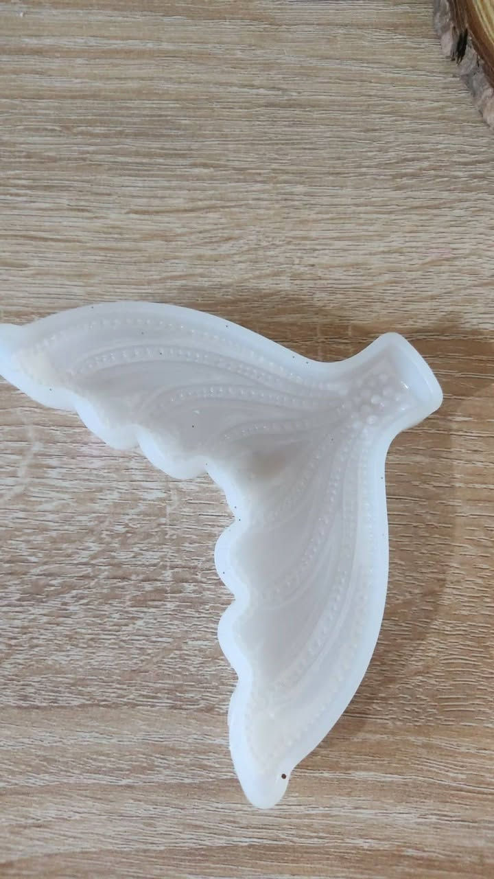 السلام عليكم عندي هذني القوالب استخدام مرة. 
وياهن قالب احرف عربي 
للييع بسعر مناسب  ب35 وتوصيل مجاني


**إذا كنت صاحب هذا الإعلان وتريد حذفه لأي سبب، رجاءا أرسل رسالة إلى الدعم الفني**