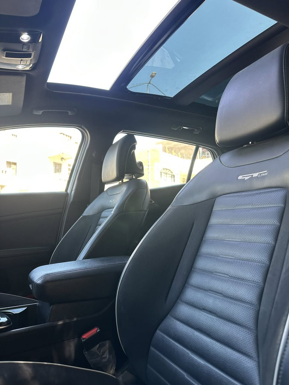 كيا سبورتج جيتي لاين 2023
فول 1/1
ماشية ٣٦.   الف خليجيه السياره وكاله رقم بغداد  ‎باسمي كفاله عامه 
مقاعد تدفئه تبريد
‏‎بانوراما 
بصمتين
‏سعة المحرك 2.0L
‏‏حساسات أمامية 
‏حساسات خلفية
‏‎لايت زينون + LED
‏‎ ‏بك لايت LED
‏‎ويل كب 19
‏‎تشغيل عن بعد 
‏فتح الصندوق كهرباء ذكي 
‏‎شاشة Apple Car play 
‏كاميرا دوارة
‏‎الانارة الداخلية LED
‏‎المقاعد جلد اسود 
‏‎تدفئة ستيرن 
‏‎مثبت السرعة Cruise 
‏‎أوضاع القيادة  Drive Mode‏‎ 
‏‎حساسات ضغط اطارات ‏‎
‏‎ هاند بريك بصمة 
‏‎‏ABS 
‏‎نظام مانع الانزلاق
‏‎اشارة في المرايا الجانبية
السعر ٢٥٨ وبي مجال بسيط السياره كفاله عامه مكاني الكراده ***********
