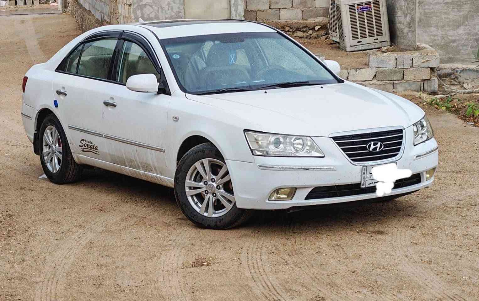 سوناتا9خليجي محرك 2400
اربع قطع بدون دواخل 

فتحه سقف

 صدر جديد 

تبريدجديد مشتغله 

تخم تاير جديد
***********
مكاني الانبار عامرية الصمود
