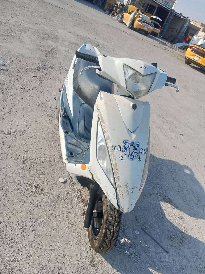 سلام عليكم دراجه للبيع سيام دراجه نظيفه كهربائياته شغاله دراجه مجفته مكاني رفاعي رقم ***********
