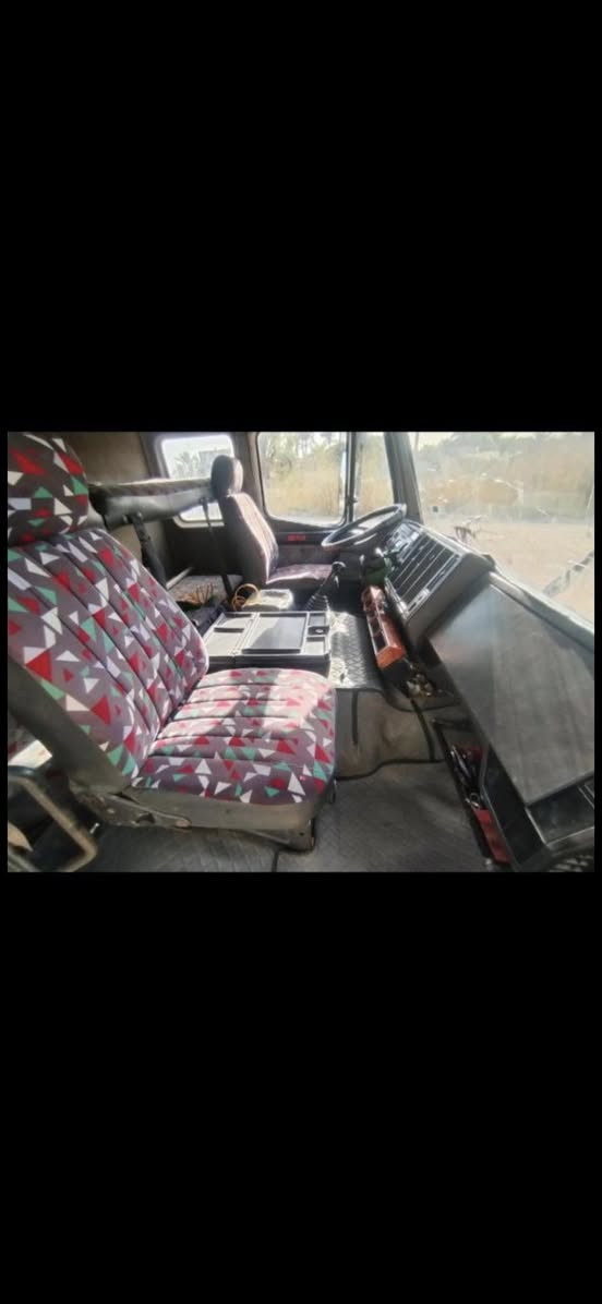 السلام عليكم البي موديل 89للبيع مكينه 30محسن كير 155 نص جي أف ***********
