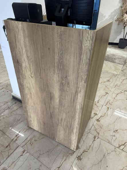 للبيع
ميز طعام حديد وخشب 70*70 عدد 2
ميز طعام حديد وخشب قياس 120*70عدد 1
كرسي حديد وخشب عدد 10
ستول حديد وخشب  عدد4
ميز كاشير خشب قياس70*60 ارتفاع 125
***********
