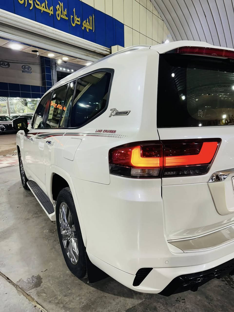 سلام عليكم للبيع او مراوس لاندكروز موديل 2022 ساز تطبيق شاشات رقم بغداد بسمي ماشيه ٢٠ ألف كفاله عامه السعر 665 مكان السياره بابل طريق حله نجف  وبيه مجال الاستفسار ***********
