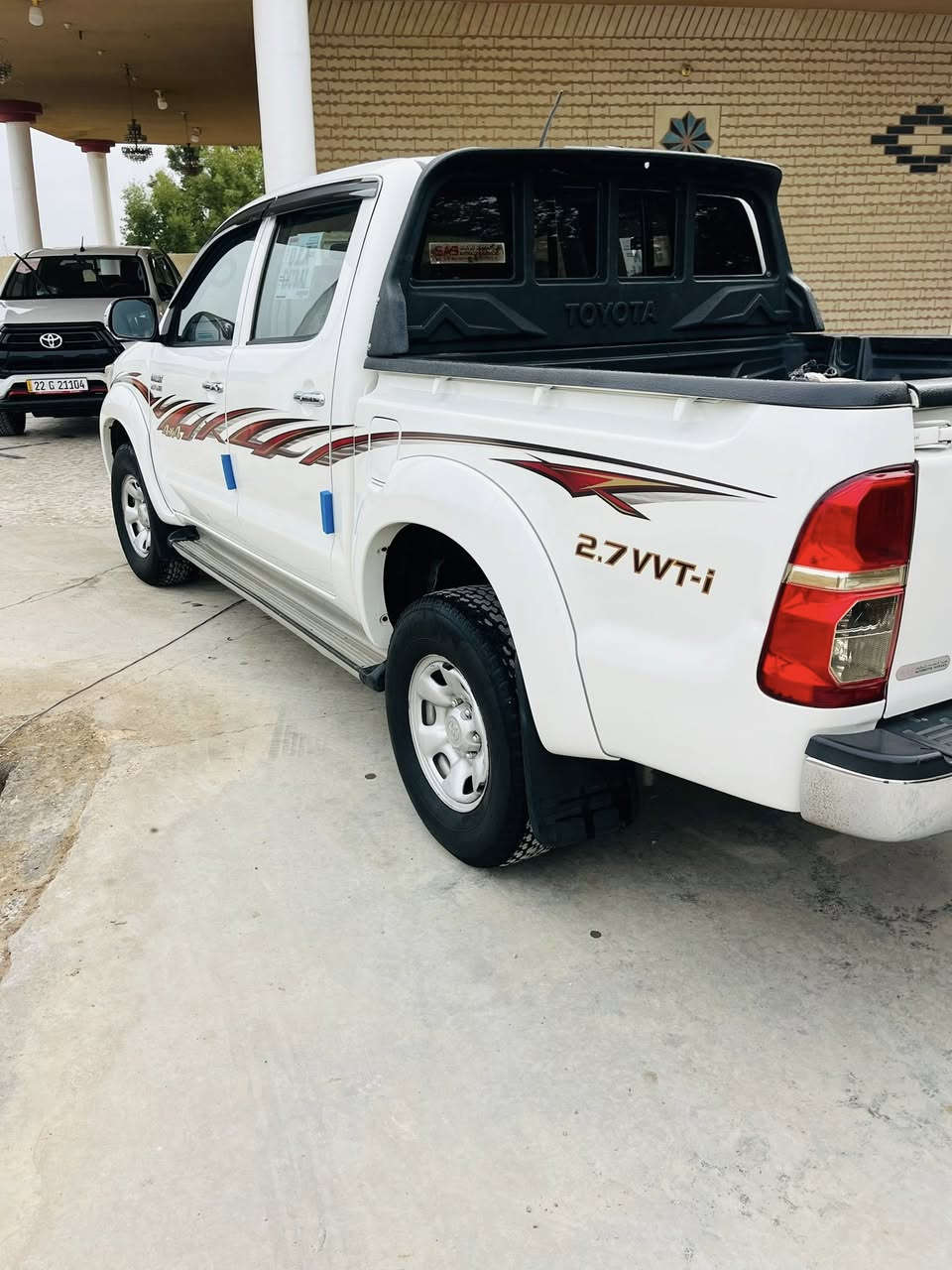 يا الله سلام عليكم 
للبيع بيكم فلاونزه 4x4 كير عادي 
موديل 14 رقم شمالي سنويه ل27
سياره كفاله عامه كيره محرك تدفئه 
تبريد سدر وره وكدام تخم تاير سياره جديده كلش تريد وكاله تريد تحويل
سعر 210 وبيها مجال 
عنوان واسط صويره شحيميه
غير متواجد فيس ***********
 ***********
