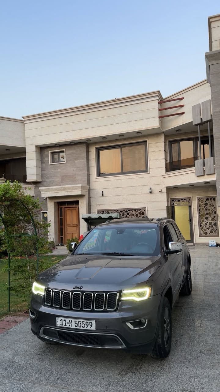 جيب  2018  بسعر كلش مناسب  قطعين صبغ بدون دواخل بدون ايرباك
فول مواصفات1/1 مخلصه للاخير
مكاني بغداد حي العدل
***********
