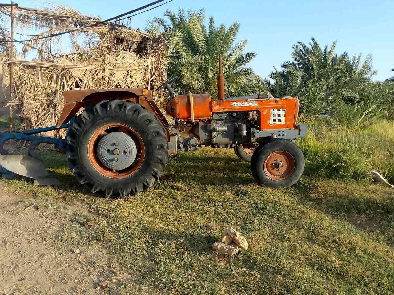 سلام عليكم عنتر للبيع موديل 89سنويه مكينه مكفوله لاتنقص مكان ناصريه الغراف سعر خاص اتصل على رقم ***********
