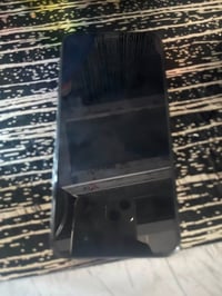 للبيع iPhone 11 Pro Max  * سعة 256GB * نسبة البطارية 89% * مبدل شاشة أ...