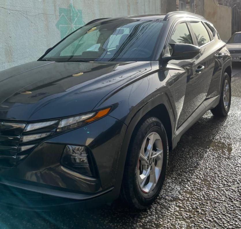 السلام عليكم
توسان وارد امريكي موديل 2023 رقم كربلاء بأسمي  هزه وفحص وترقيم جديد / تحويل للمشتري مباشر
 مواصفات sel
محرك 2500 
كشن كهربائي
تدفئة كشنات
بصمة تشغيل وابواب وتشغيل عن بعد
صندوك كهرباء
LED البجم لد نهاري 
اشاير مري
رادار امامي وجانبي وخلفي 
تحديد مسار قيادة آليه
داخل لونين اسود مطعم بيجي
سايد بريك بصمة
اوتو هولد 
مود درايف انظمة قيادة متعدده 
قطعتين تبريد 
شاشة تدعم كار بلي 
كامرا خلفية دوارة 
تحكمات استيرن وكروز سرعة 
وباقي المواصفات معروفة
حادثهة طرف الجاملغ وطرف البنيد من اليمين معمر بارد بدون تبديل. وبالجنطة طخة بسيطة موضحة بالصور  وتقريرهة موجود  وسونار حديث موجود 
السعر 197
الرقم ***********
واتساب او اتصال
غير متواجد على الفيس
