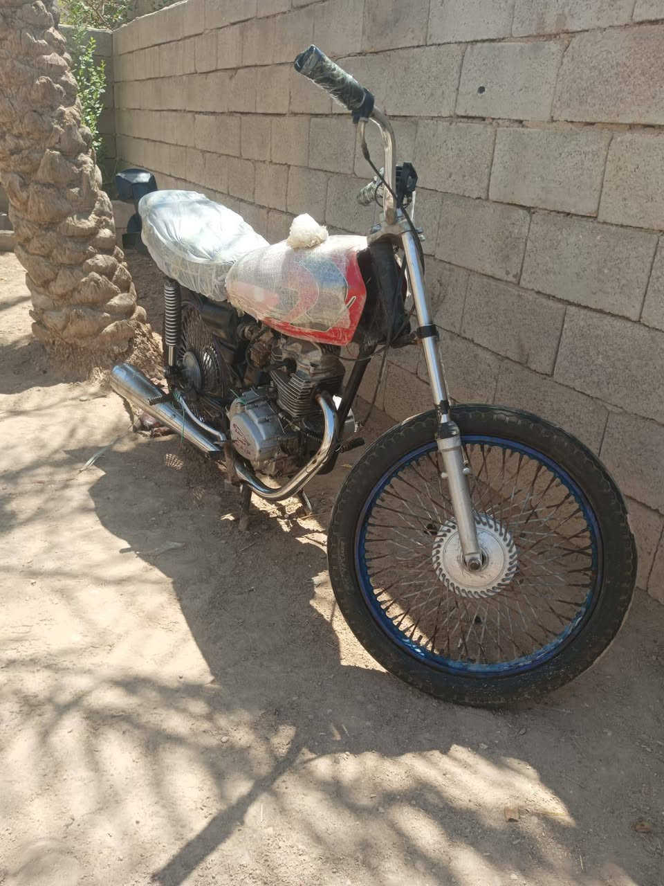سلام عليكم دراجه البيع نامه محرك جديد تونه مجفته مكفولة عشائر كلك تواير جديد الايت شلعه سعر 325وبي مجال مكاني ناصريه قضاء الصلاح رقم ***********
