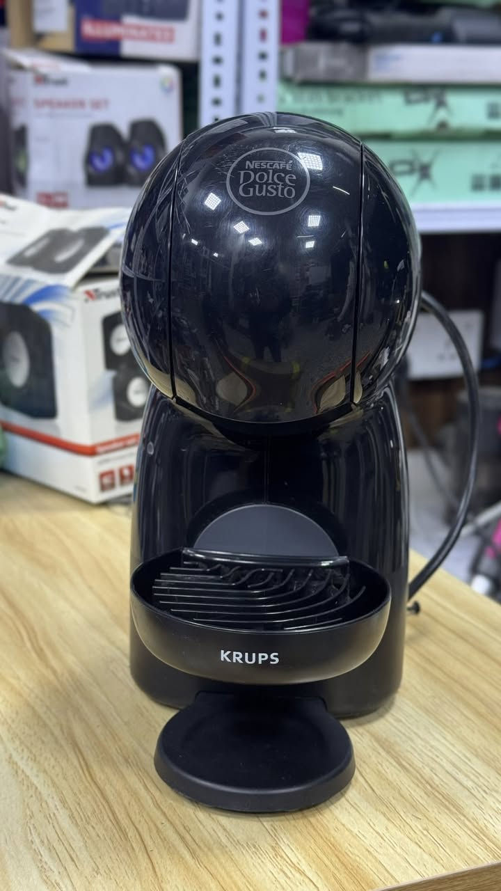 مكينه قهوه كبسوله مستخدم نظيف السعر 50 الف 
***********
