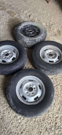 تاير ١٩٥R١٤ • جنوط نظيفة • ديالى