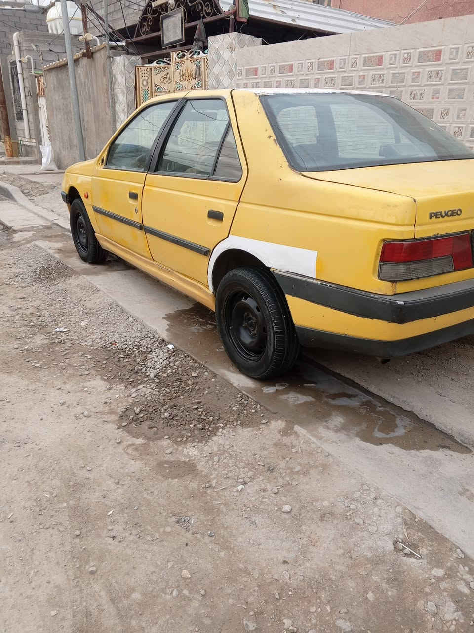 بيجو روا البيع مديل 9 هيه غرامات مصفره بدون راعي سيار
بكاني حي اور سعر 12 بيه مجال حك جيه فقط 
***********
