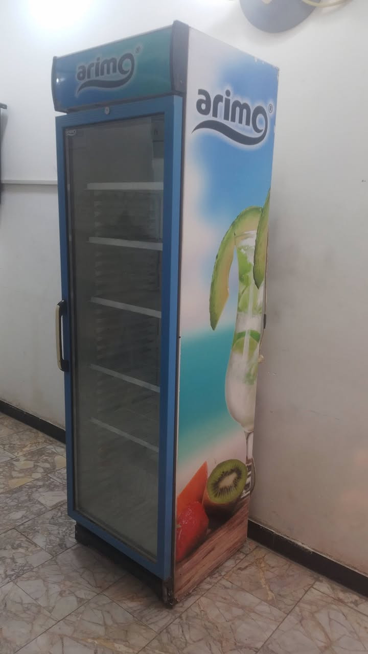 عارضة عمودية نظيفة جدا..
شغالة عل الفحص...
شرط تبريدها فووول 
ب ٢٠٠  الف
بغداد الشعب ***********
الشراي يتصل واتساب او رصيد..اتصال فقط 
ممتواجد عل النت..لايوجد توصيل
