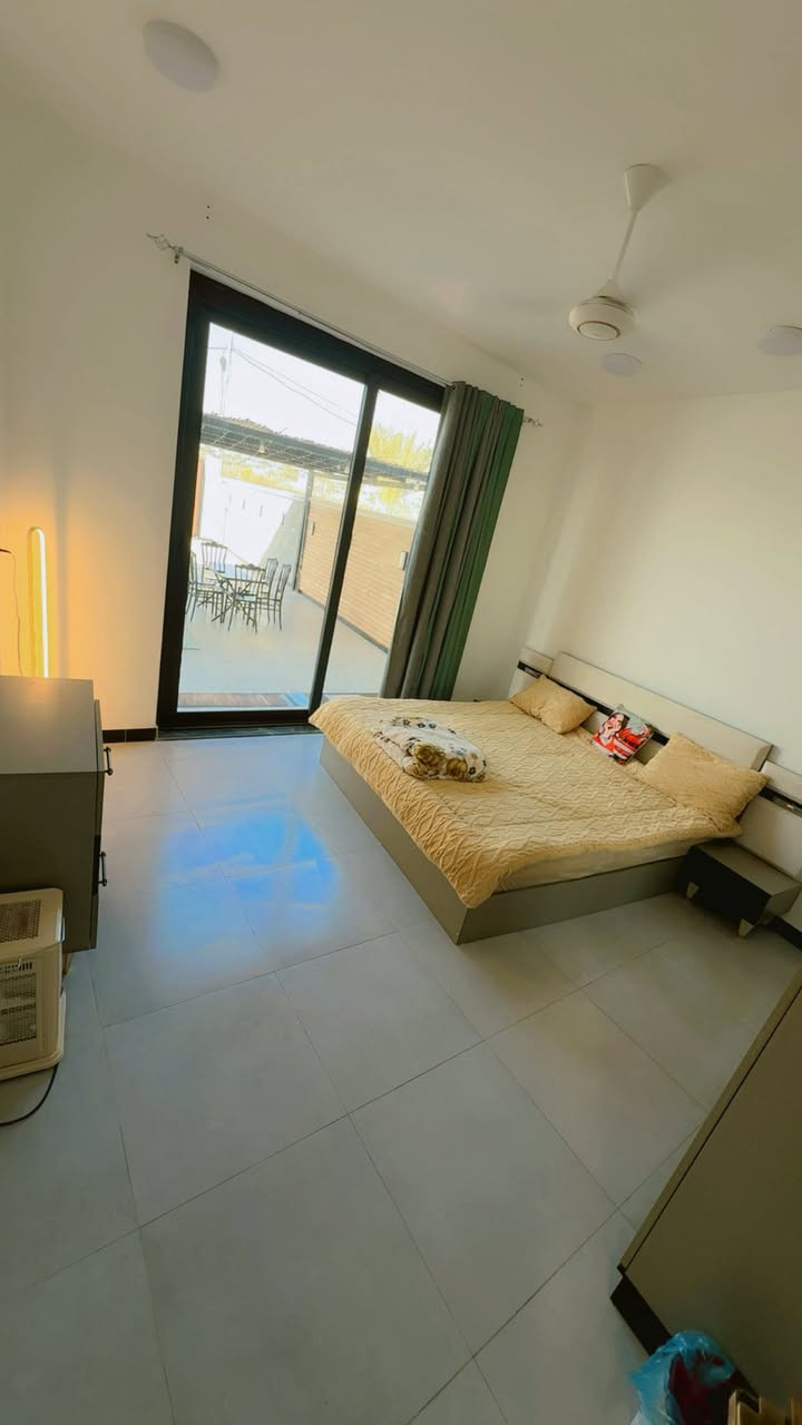 متوفر عندي مزرعة  في البعيثة
مسبح صيفي 
للحجز والاستفسار 
***********
