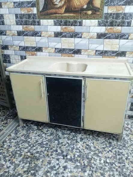 مرحبا غرااض للبيع جديده مكان بغداد رقم صاحب الغراض واتسب ***********
