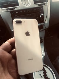 ايفون 8 بلس • ٢٥٦ • نضيف