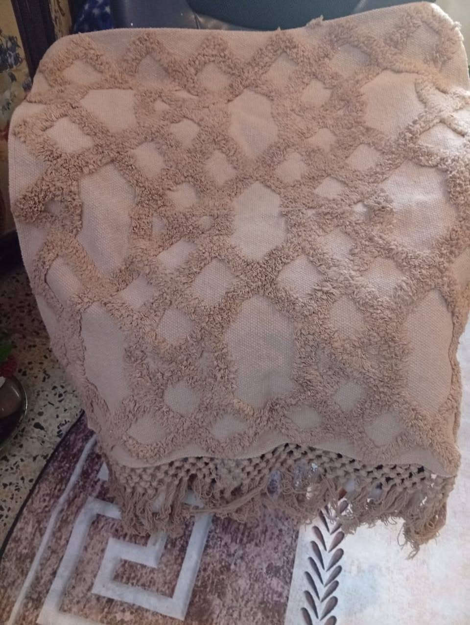 ديباج عدد اثنين مع بطانيه ٢٥الف مفارش، تخم بوهيمي الثقيل الأصلي ٣٠الف المفرش، الجوزي ٢٠الف الفرو ٢٥الف عشر مقاعد يفرشن البردات على ١٠الف ماعده الرصاصي ١٥ طبله وسطيه صاج ثقيل ٣٥الف مكاني السيديه


**إذا كنت صاحب هذا الإعلان وتريد حذفه لأي سبب، رجاءا أرسل رسالة إلى الدعم الفني**