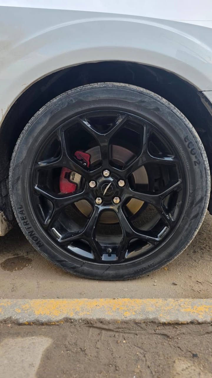 ويل 20نضيف حلو  تخم تاير جديد مراوس بويل 18 شعندك ويل نزله واني طبلك خاص


**إذا كنت صاحب هذا الإعلان وتريد حذفه لأي سبب، رجاءا أرسل رسالة إلى الدعم الفني**