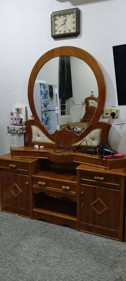 غرفه نوم صاج تسكام اصلي نضافتها 80%
مكلف باالنشر هذا رقم صاحب الغرفه

( ‏‪***********‬‏ )
