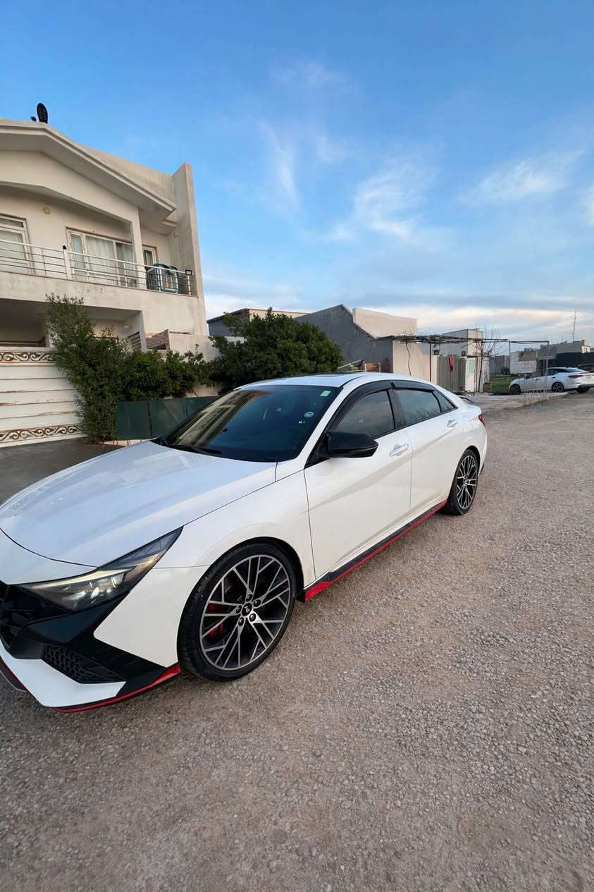 سلام عليكم 
بيع+مراوس
النترا N 2022 لون ابيض فووووووول ماشية (30ميل) فقط.!
﻿﻿:محركها 2000 توربو
﻿﻿: السرعة 300
* :السياره بييه جاملغ السكن صبغ و باب تعديل بدون دواخل ارباكات سستم بلادي 

* مواصفاتها:

بصمة
فتحة سقف
تشغيل عن بعد
انارة ترحيب عند الاقتراب
شاشه ديجيتال
تدفئة كشنات
نقاط عمياء
توقف ذاتي
كروس سرعة
تحديد مسار
كامرة دوارة
لد داخلي بالدشبول
لدات اماميه وخلفي + لايت زنون
حساسات ورادات
رقم اربيل جديد تحويل وكاله بشرط
سعر 148 و بيهه مجاا بسبط
للاستفسار *********** أربيل, العراق
