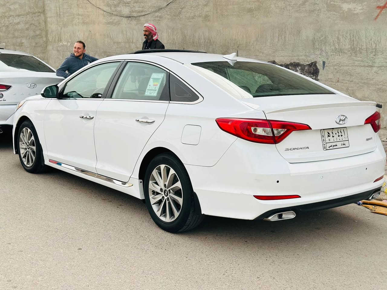 السلام عليكم 🌹🌹 للبيع 
سوناتا موديل 2016 
وارد امريكي رقم بغداد تحويل مباشر 
حادث بنيد فقط مبدل بدون دواخل شرط 
مواصفات فول سبورت  SPORT
🍀شاشه جبيره 
🍀كامره 
🍀تحكمات ستيرن 
🍀بصمه تشغيل وابواب 
🍀سلايت 
🍀كشنات جلد وكهرباء 
🍀رادار جانبي وخلفي 
🍀حساس خلفي 
🍀تبريد قطعتين 
🍀اشاير مري 
🍀محرك 2400 
🍀ويل ١٧ كروم 
🍀السياره جديده وجاهزه
🍀ماشيه ١١٩ ميل 
السعر 142 ورقه وبيه مجال 
والشراي يتفضل 
***********
*********** العنوان فلوجه الفلوجة, الأنبار
