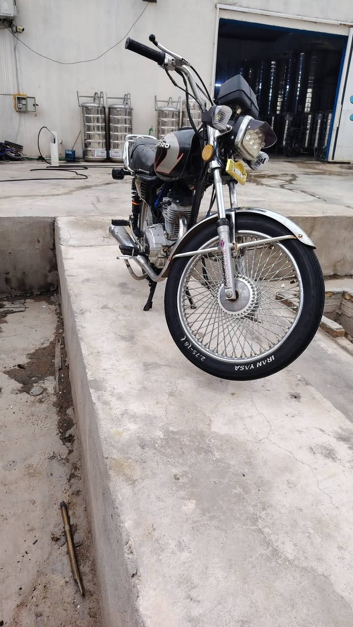 دراجة للبيع نامي برو2020اوراق
كل نقص مابيها السعر350وبي مجال بصيط
***********
