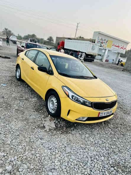 سلام عليكم فورتي 2018 سياره بيه قطعتين مبدل جاملغ الي كتر سايق وبنيد ولباقي كفاله عامه وكير ومكينه وحداديه وتخم تاير وتبريد كفاله عامه سعر 120 وبيه مجال ***********
