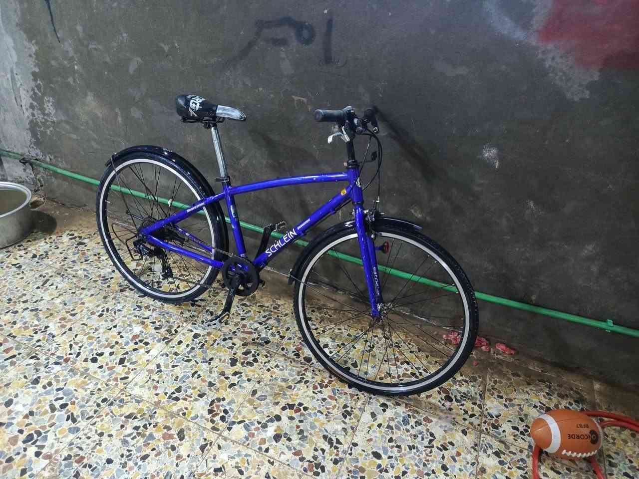 بايسكل ياباني ماركة برجستون السعر ٩٠بي مجال بايسكل جديد لشة المنيوم بعدهن حتة تايراته مال شركة اي نقص مابي مكان بغداد المشتل الشراي يتصل عل رقم ورجائن المو شراي لا يتعبني ***********
