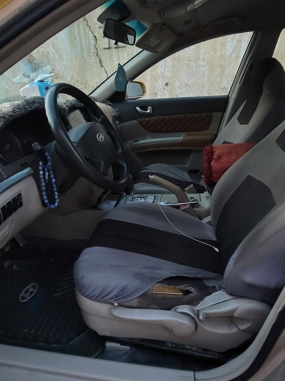 السلام عليكم سوناته 2008 خليجي محرك 2000 ضرر چملق الامامي بدون دواخل السياره جاهزه مكان السياره الانبار فلوجه السعر 90 الرقم ***********
