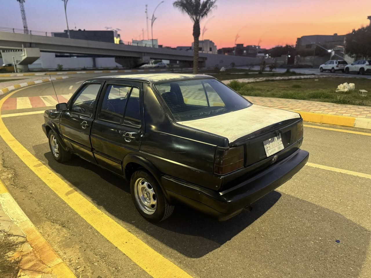 سياره كولف جيتا موديل 1991 محرك كير بشرط  لا صرف لا بخار محرك جيتا مو عسكري ٥ نمر سياره نظيفه جدا مابي اي شي ابشرط تدفئه شغال دشبول كامل شغال ابشرط بيه دفتر بنزين كهربائيه كلها شغال تخم صدرجدبد اطارات جديد سعر ٢٦وبي مجال بسيط للاستفسار رقم هاتف ***********عنوان كركوك
