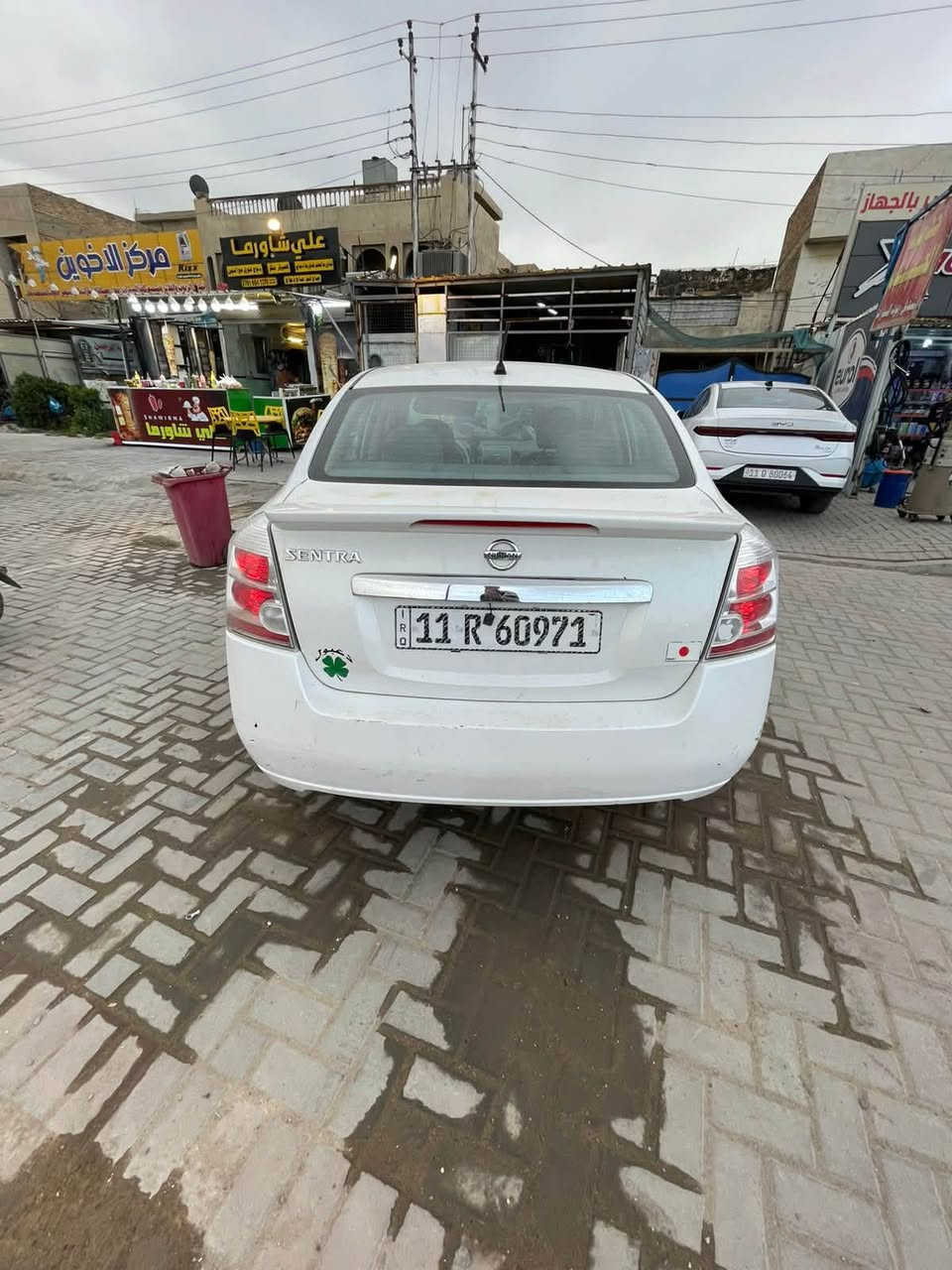 السلام عليكم سنترا ٢٠١١ سياره نضيفه كلش وجاهزه بيه نواقص بسيطه كلش ماطور مال مشط تعبان وصدره نص عمر الباقي خير من الله السعر ٧٠ وبيه مجال بسيط مكاني بغداد حي الجهاد 
*********** ممشا السياره ١٠٠ الف
