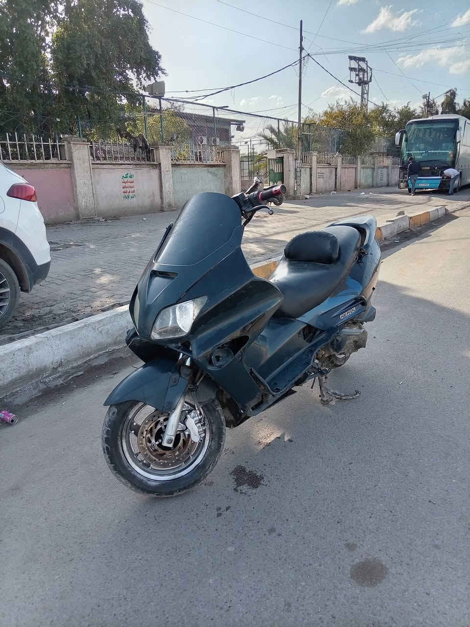 من رخصت مدير الكروب   دراجة فورزة 06 شغالة بس ابيع كوم  سعر 275 رقم ***********
