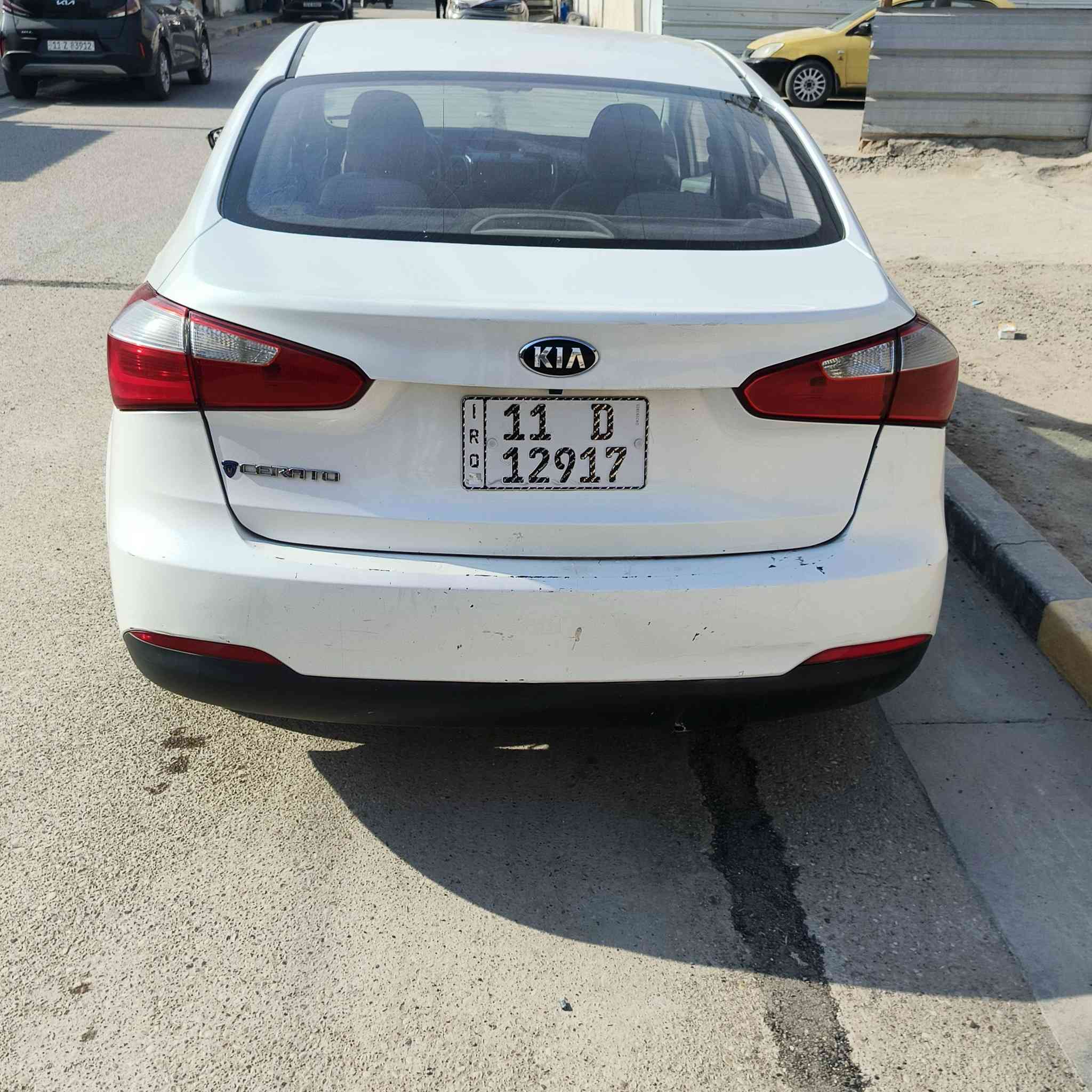 سلام عليكم. سيراتو وارد خليجي موديل 2016 سياره باسمي سنويه وهزه جدد بدون صبغ وبدون تبديل بيها فقط بارد جاملغ خلفي باب السائق فقط بارد  ورصعات منضومه تبريد جديده محرك ال1600 دوش مكفول ما مفتوح كير مكفول مواصفات شاشه وتحكم ستيرن ومري شفط واشاير بل مري  
السعر 118 💲
العنوان بغداد الدوره 
للاستفسار. ***********
متوفر وات ساب 📞
