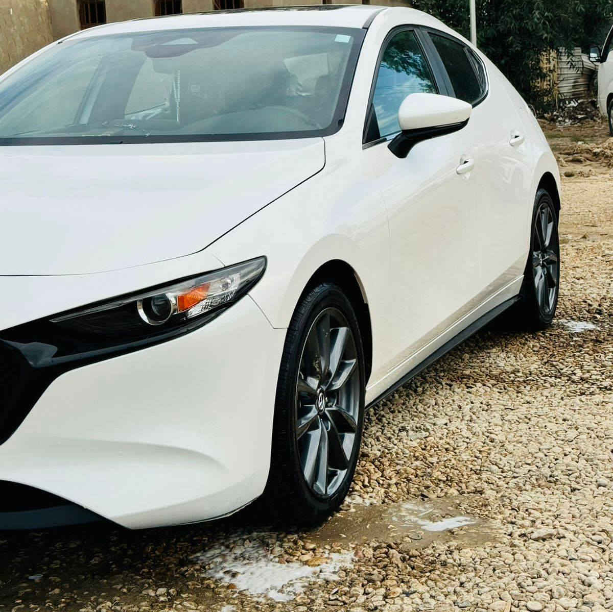 سياره مازده موديل 24 ماشيه 5000فول مواصفات واحد ع واحد فتحه سقف رادارات خلفيه اماميه سياره بصمه كشنات جلد محرك 2500 تخم تاير جديد لايتات زنون اشاير المرئي رقم الهاتف *********** مكان السيارة بابل غير متواجد على الفيس
