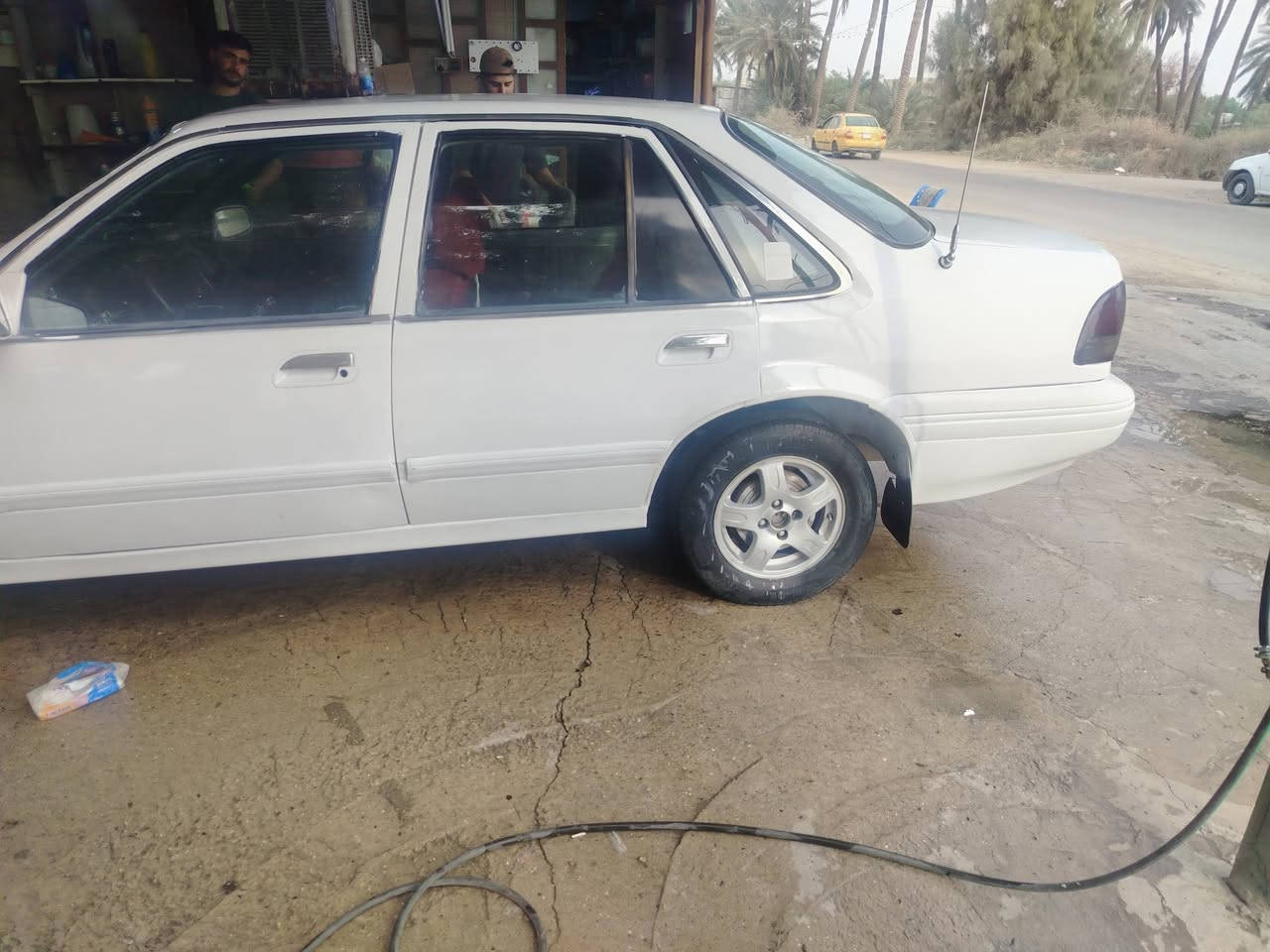 برنس فراشه موديل ٩٧ رقم انبار مشروع وطني معمره جديد كير اوتو محرك  جديد صدر امامي وخلفي كله جديده تخم تاير  نقص بطانه مال باب السايق دوشمه جديد ٣٠ اوبيه مجال مكانه ابو غريب ***********
