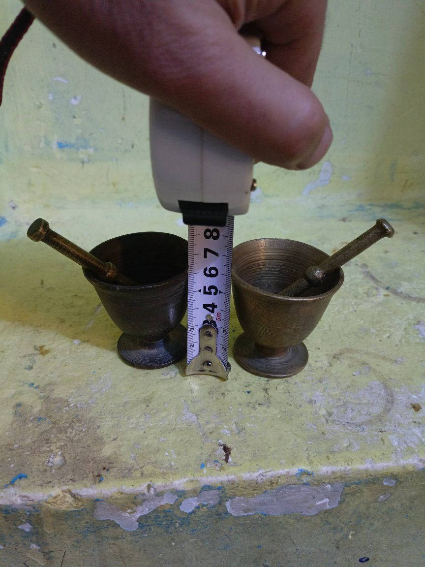 هاونات صغار عدد اثنين زائد  اكواب نحاس بالعلبه القياسات الموضحه بالصوره سعر المجموعه 45, الف يوجد توصيل جميع المحافظات


**إذا كنت صاحب هذا الإعلان وتريد حذفه لأي سبب، رجاءا أرسل رسالة إلى الدعم الفني**