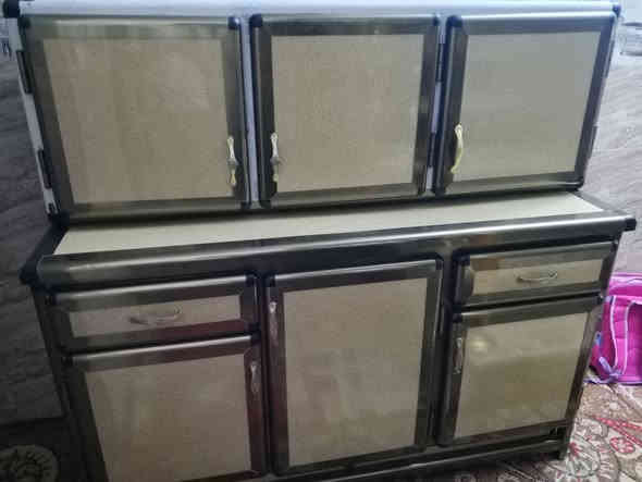 السلام عليكم
كاونتر مستعمل نضيف لايوجد اي ضرر يتكون من ثلاث قطع
السنك متر ونص
السطح متر ونص مع المعلق 
السعر 200
العنوان بغداد الشعب للاستفسار الاتصال عله الرقم
***********
