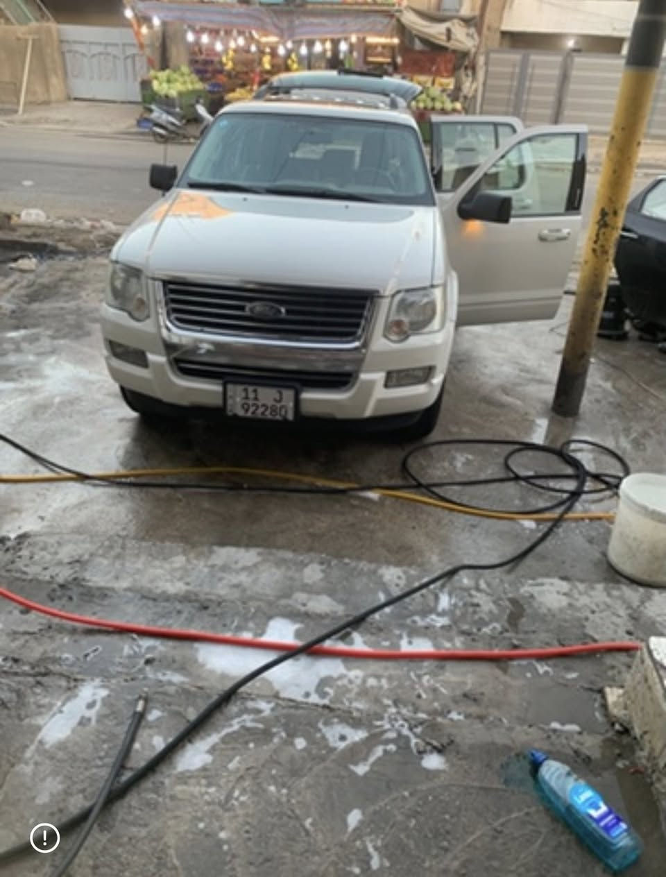 السلام عليكم فورد إكسبلورر خليجية للبيع موديل ٢٠١٠كشنات جلد ٧ راكب سلايد رووف تبريد ٣ قطع سيارة مال جناي نصبتها حلوة محرك ٦ سلندر تخم تاير جديد رقم بغداد مكانها البنوك السعر ١٣٠ وبيها مجال بسيط الهاتف ***********
