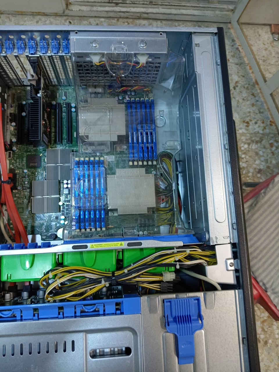 جديد غير مستخدم ومفحوص سيرفر مواصفات 2 معالج انتل زيون رام 96 غيغة عدد12 هارد 1 تير sata عدد 2قطع ويستقبل 6 بعد هارد 2 باورسبلاي مفحوص وشرط الفحص ابيع من كل النواحي 🌹 سعر 650 الف وبية مجال مكاني بغداد الحبيبية شارع السجة وخدمة توصيل موجود


**إذا كنت صاحب هذا الإعلان وتريد حذفه لأي سبب، رجاءا أرسل رسالة إلى الدعم الفني**