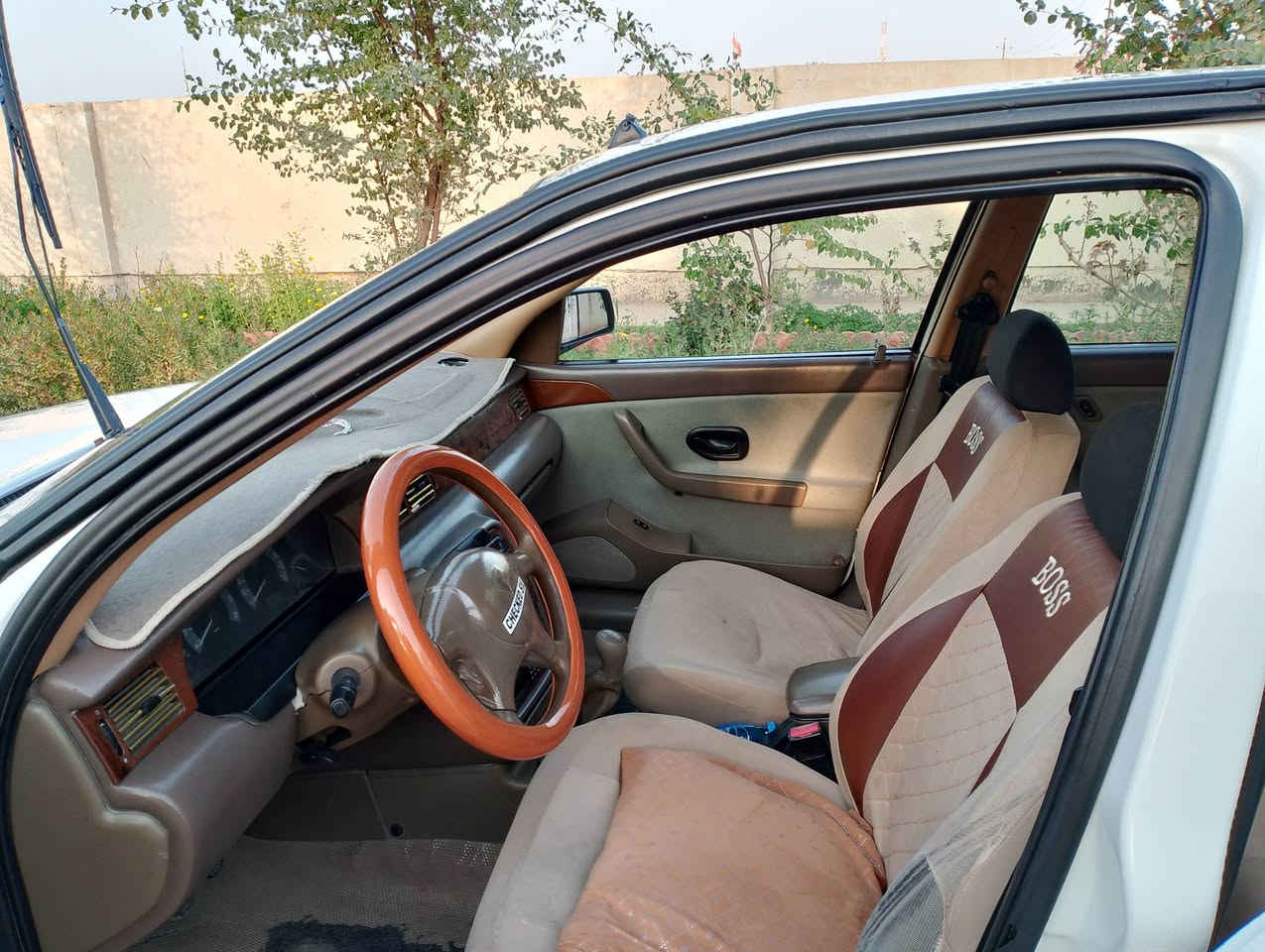 سمند موديل 11 مكفوله من الضربة والتبديل والصبغ السعر 38 وبيها مجال المكان ذي قار الشطره رقم الهاتف ***********
