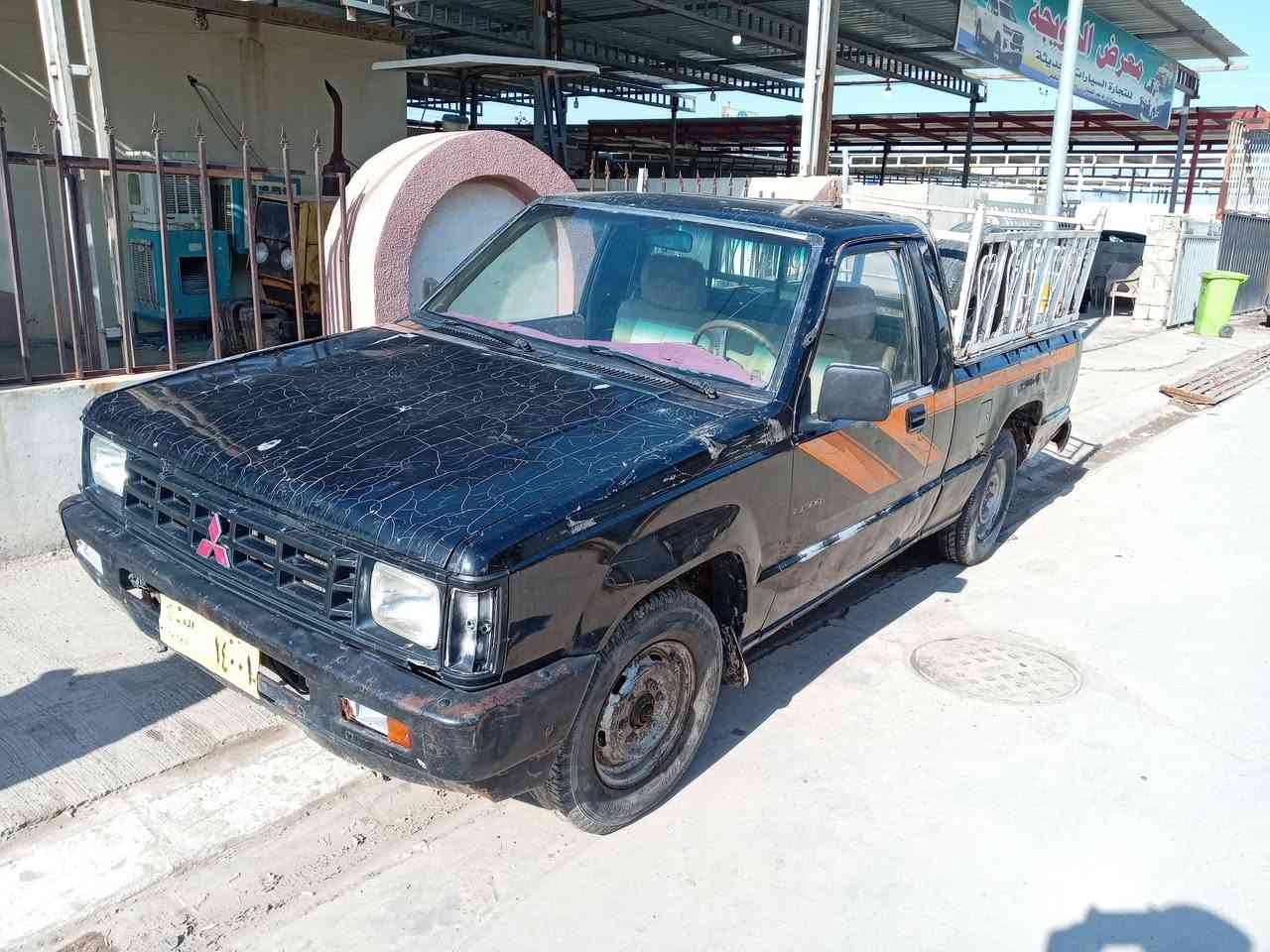 للبيع بكم متسيبوشي اصلوليه شرط وكاله عامه لك حق اتحويل
موديل ١٩٨٩  للاستفسار الاتصال على الرقم التالي ***********
