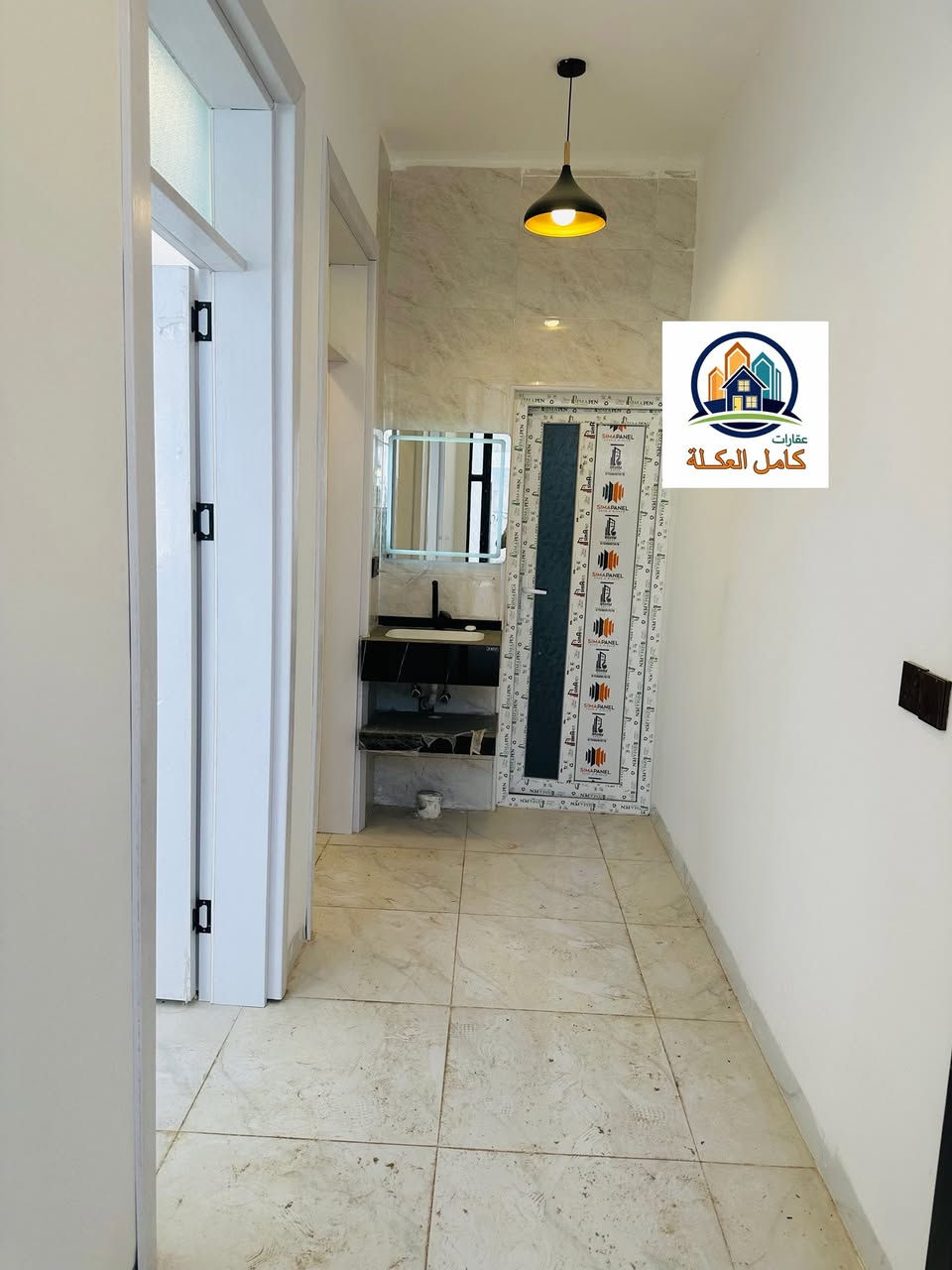 للبيع 

بيت في حي الدوانم  زيرو تحويل مباشر 
  
مساحة 170 متر  شارع 12 خلف شارع المكاتب

يتكون من 4غرف نوم و4 حمام وباقي الملحقات

🏠🏠🏠🏠🏠🏠🏠🏠🏠🏠🏠

للاستفسار  الاتصال 
المحامي تاج الفاطمي *********** ☎️
المهندس احمد الحسني ***********☎️

عنوان 📍المكتب سامراء حي العرموشية مجاور كباب ابو حمزة  عقارات كامل العكلة
