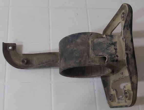 السلام عليكم 
 
للبيع كير سوناتا ٢ حساسين بي عطل يرادله تصليح 
سكن جهة السايق كامل مال تفصيخ 
قاعدة اذن 
بوشه اذن
قاعدة اذن و بوشه ب ١٠ 
سكن ب ١٥ 
كير ب ١٠٠
