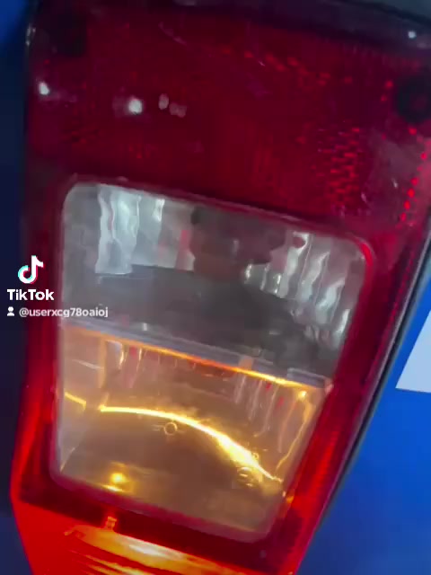 سلام عليكم تكتك كشره كفاله مكينه مجفته تجفيت شركه مرقم 2022 شهر 7 سعر 8150 وبيها مجال تصل ***********
