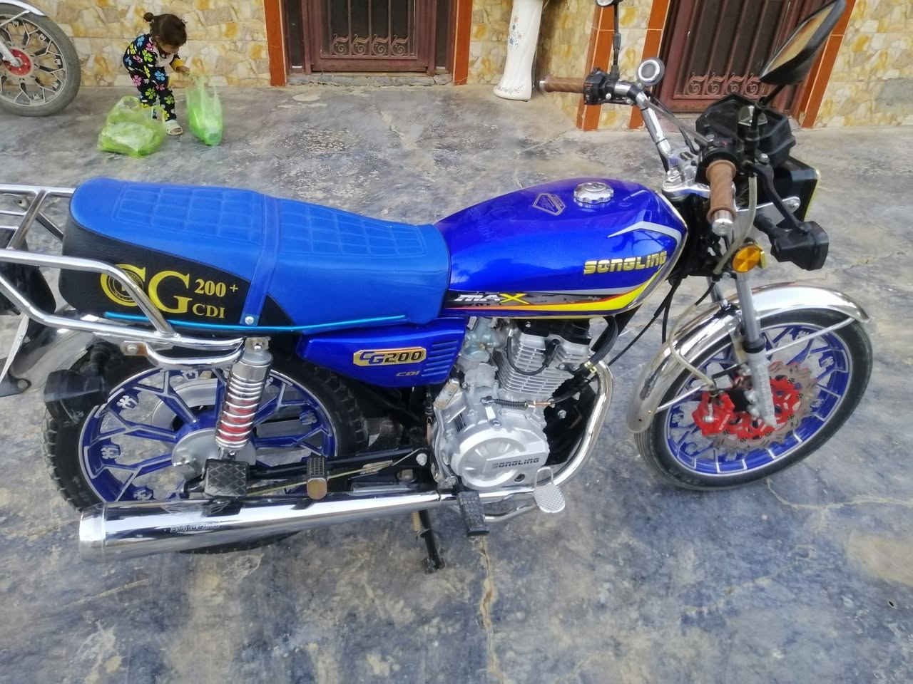 سافان موديل 2025 اللبيع كفاله عامه مكاني بابل خلف جامعت بابل مكفوله من الشخط تشغيل عن بعد او بصمه 
***********
